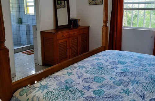 West End Casa | OPORTUNIDAD - ¡Haz una oferta! Aceptar ofertas razonables para octubre y noviembre.