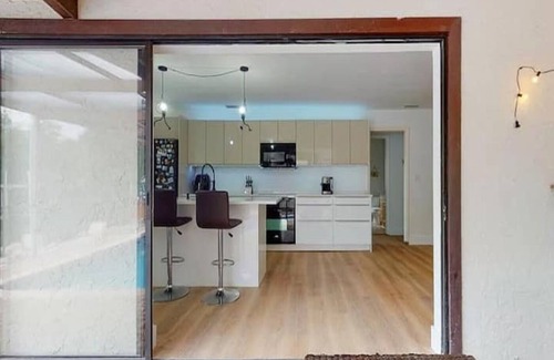 St. Petersburg Casa | Amazing Private Waterfront House with Pool