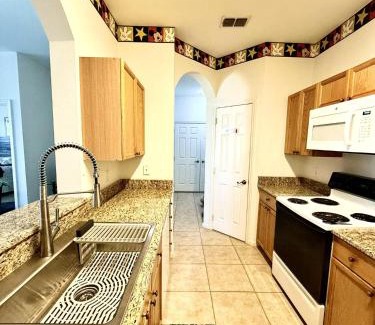 Windsor Palms Casa | Amazing Resort 2 bed condo close to Disney
