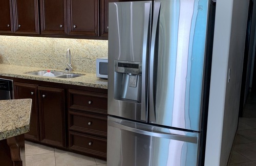 Rosarito Condominio | Increíble Rosarito Beachfront Mar Y Sol Spa Gimnasio Piscina Seguridad las 24 horas Vistas cerradas