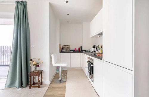 White Hart Lane Apartamento | Amazing Skyline Deluxe Flat Near Alexandra Palace, Tottenham Stadium & Drumsheds