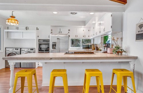 Gardena Casa | Amazing South Bay House Next to LAX, SOFI, Beaches - Gardena