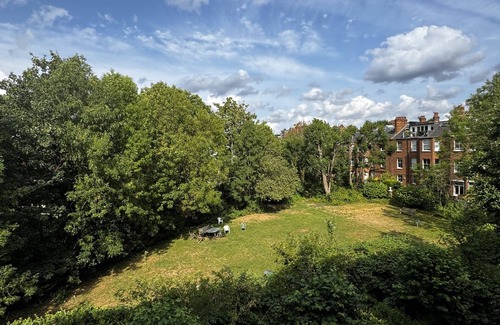 South Hampstead Apartamento | Estudio-Clásico-Baño en la habitacion-Vista al Jardín