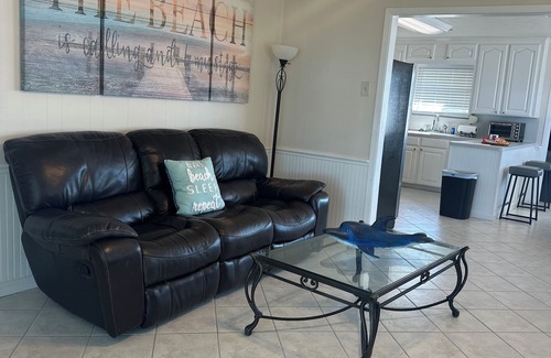 Bacliff Casa | Amazing sunsets! 6 person hot tub & private 270’ lighted fishing pier!