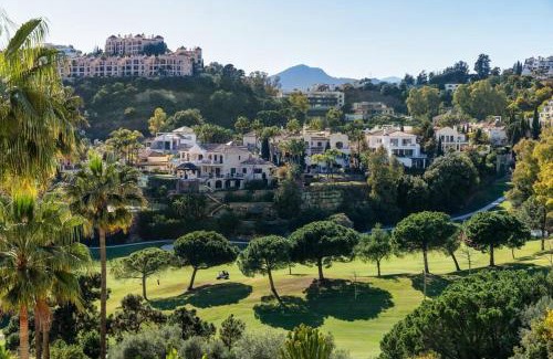 Benahavis Apartamento | Amazing Town House in La Quinta - Fantastic Views