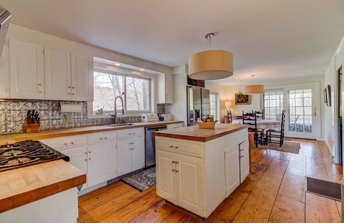 Chester Otro | Amazing Vermont Farmhouse, perfect for summer and fall foliage getaways!