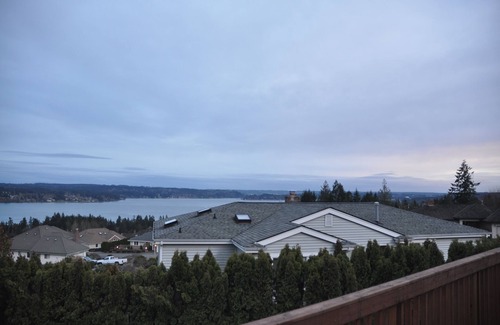 West Hills Casa | Amazing Views from this Newly Remodeled Spacious Home