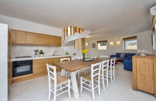 Zaton Villa | Ele increíble Villa, 1 m del mar