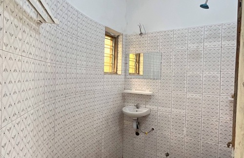 Ahozon Otro | AMBA YARD