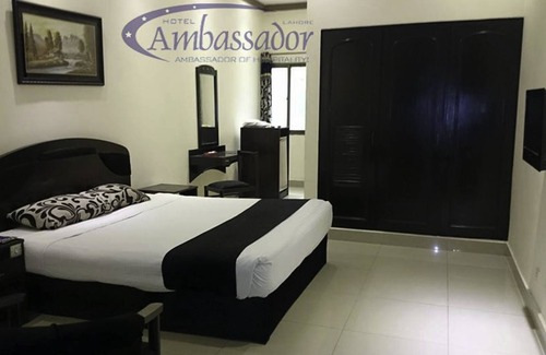 Lahore Hotel | Ambassador Hotel