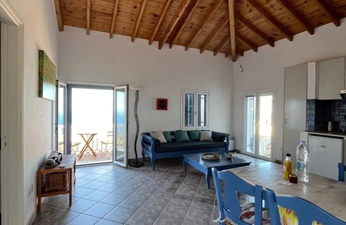 Ampelos Apartamento | Ambelos - El balcón de Samos - Apartment Eleni