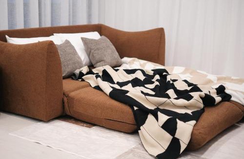 Burwood Apartamento | 'Amber' 1 bedroom apt in Burwood with free parking