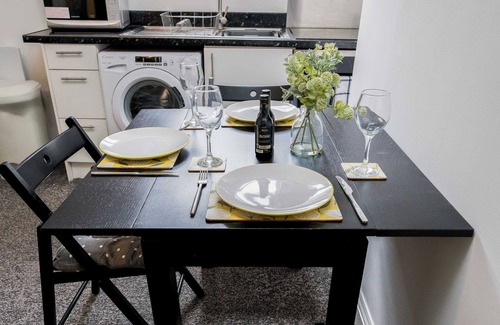 Moseley Apartamento | Amber Suite Moseley Birmingham StayStaycations