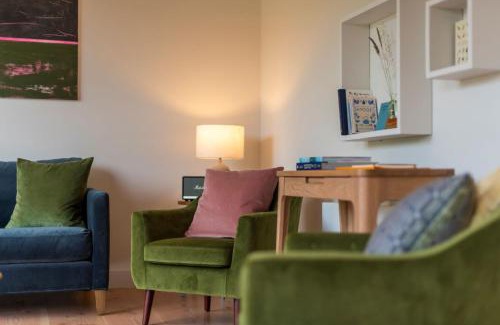 Westbrook Court Casa | Amberwood Lodge