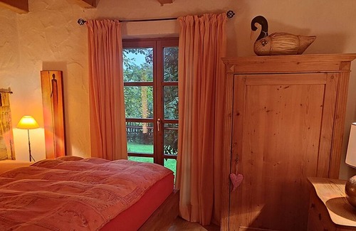 Amerang Apartamento | Fenced holiday apartment in Chiemgau with approx. 2,000 sqm garden.