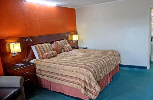 Emporia Hotel | America's Best Inn and Suites Emporia