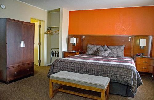 Emporia Hotel | America's Best Inn and Suites Emporia