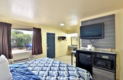 Oak Park - Northwood Hotel | Americas Best Value Inn San Antonio Airport South