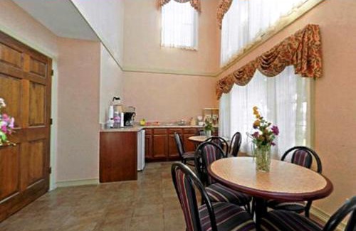 Northlake Hotel | Americas Best Value Inn Anderson SC