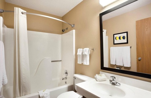Pittsburg Hotel | Americas Best Value Inn Pittsburg