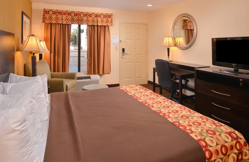 Tupelo Hotel | Americas Best Value Inn Tupelo Barnes Crossing