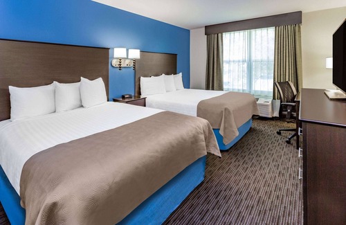 Burnsville Hotel | AmericInn by Wyndham Burnsville