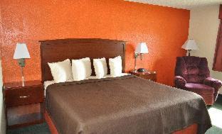 Plymouth Hotel | AmericInn by Wyndham Plymouth