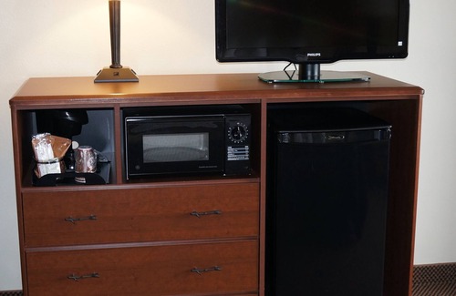 Two Harbors Hotel | AmericInn by Wyndham Two Harbors Near Lake Superior