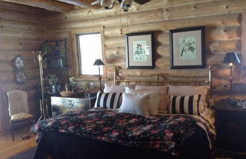 Eveline Township Casa | Amish construyó diseño personalizado Hogar lleno del registro en el lago Nowland