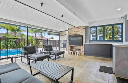 Sandstone Point Casa | Amity Place