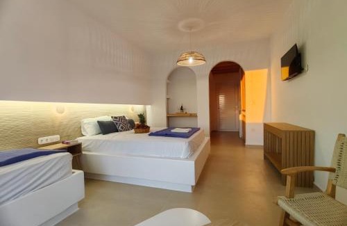 Maragas Cama Y Desayuno | Amodari studios on the beach