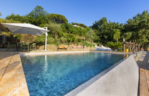 Sorrento Chalet De Esquí | AMORE RENTALS - Casa I Giardini di Sorrento with Swimming Pool, Sauna, Sea View