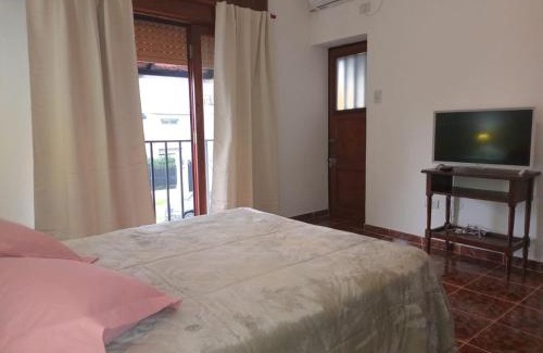 Paraná Apartamento | Amplia casa en planta alta en Av Mitre Parque Urquiza