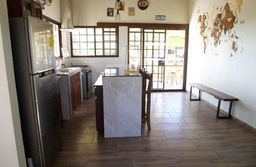 Alto Boquete Casa | Amplia habitación familiar - Alto Boquete- Baño- cocina- Wifi- a/a- hasta 5 pp