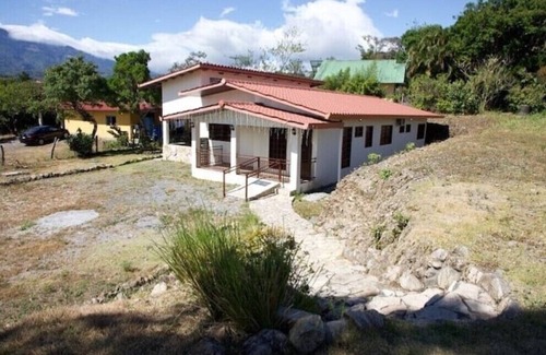 Alto Boquete Casa | Amplia habitación familiar - Alto Boquete- Baño- cocina- Wifi- a/a- hasta 5 pp