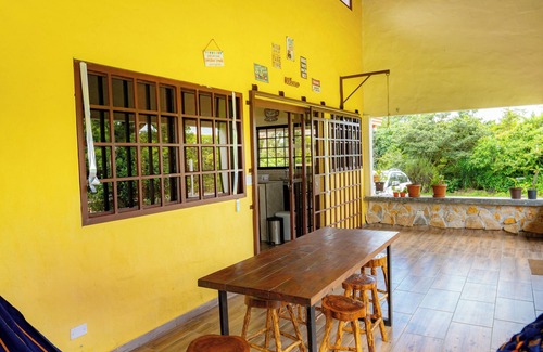 Alto Boquete Casa | Amplia habitación familiar - Alto Boquete- Baño- cocina- Wifi- a/a- hasta 5 pp