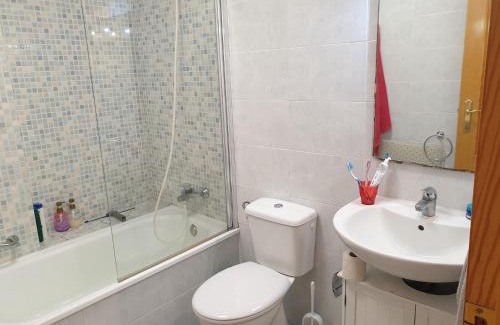 La Llosa Apartamento | Amplio Apartamento 3Hb piscina bien equipado fácil aparcamiento parking opcional