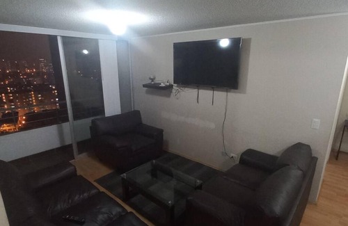 Santiago de Surco Apartamento | Amplio departamento con oficina y lavandería