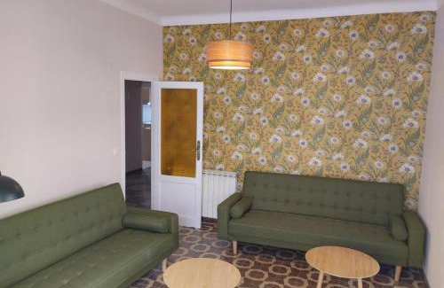 Abena Apartamento | Amplio piso en casa histórica en primera planta