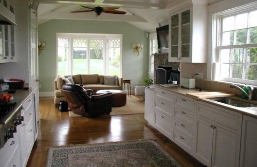 Easton's Point Cabaña | Una cabaña elegante Playa En El Agua