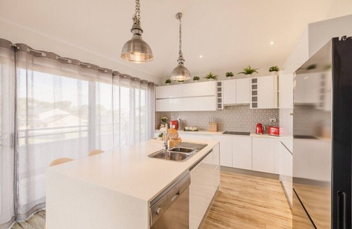 Mermaid Waters Casa | An Idyllic Boho Style Retreat,High-end kitchenware