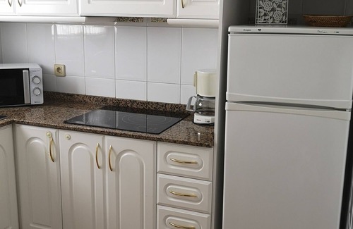 Playa de la Almadrava Apartamento | Apartamento Torre Almadrava Llac Onega AP2229