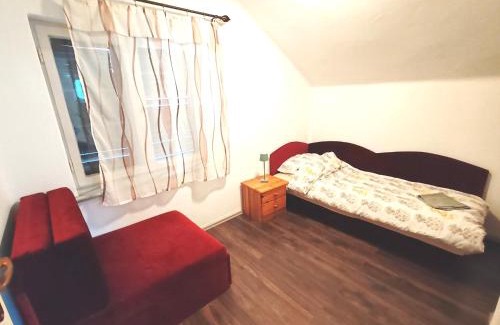 Zsorifurdo Casa | Ananász Apartman