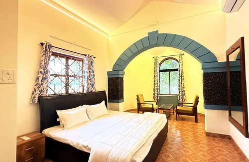 Kusgaon Budruk Complejo | Anand Mansion