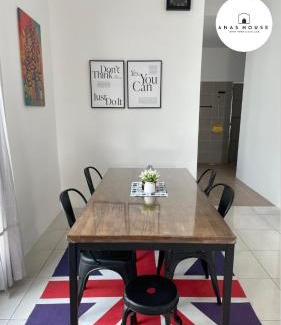 Tanjung Rambutan Casa | Anas House