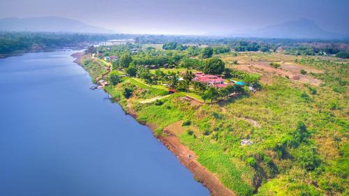 Vada Complejo | Anchaviyo Resort By Zuper
