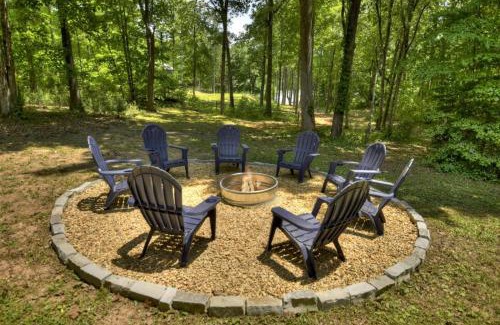 Blairsville Casa | Anchors Away - Lake Nottely - Blairsville GA - Hot Tub, Private Dock, Fire Pits, and Stunning Lake Views at Lake Nottely