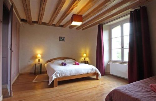 La Gonfriere Casa | Ancien Presbytère Rénové au Calme avec Jardin, 4 Chambres - FR-1-497-78