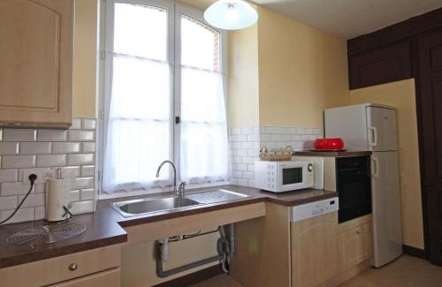 La Gonfriere Casa | Ancien Presbytère Rénové au Calme avec Jardin, 4 Chambres - FR-1-497-78