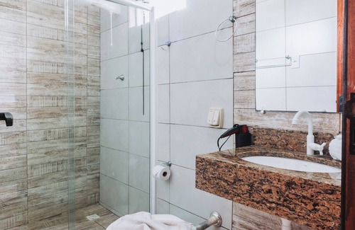 Praia da Armacao do Itapocoroi Hotel | Ancoradouro Pousada